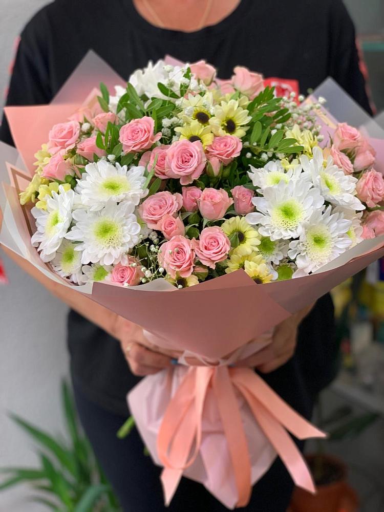 Букет цветов из: Розы и Хризантемы в Орда