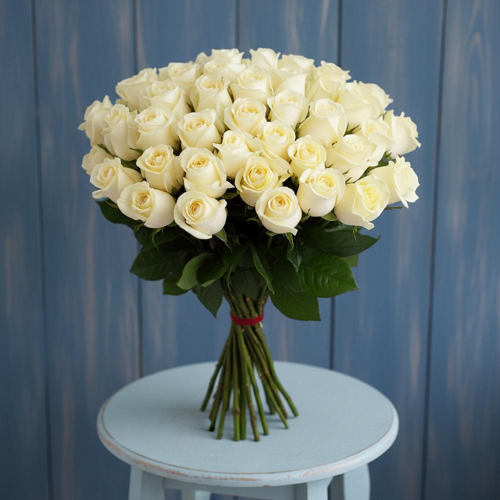 Букет 51 Белая роза Эдлесс Лав в Орда