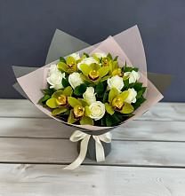 Букет цветов из:  Орхидеи и Розы в Орда