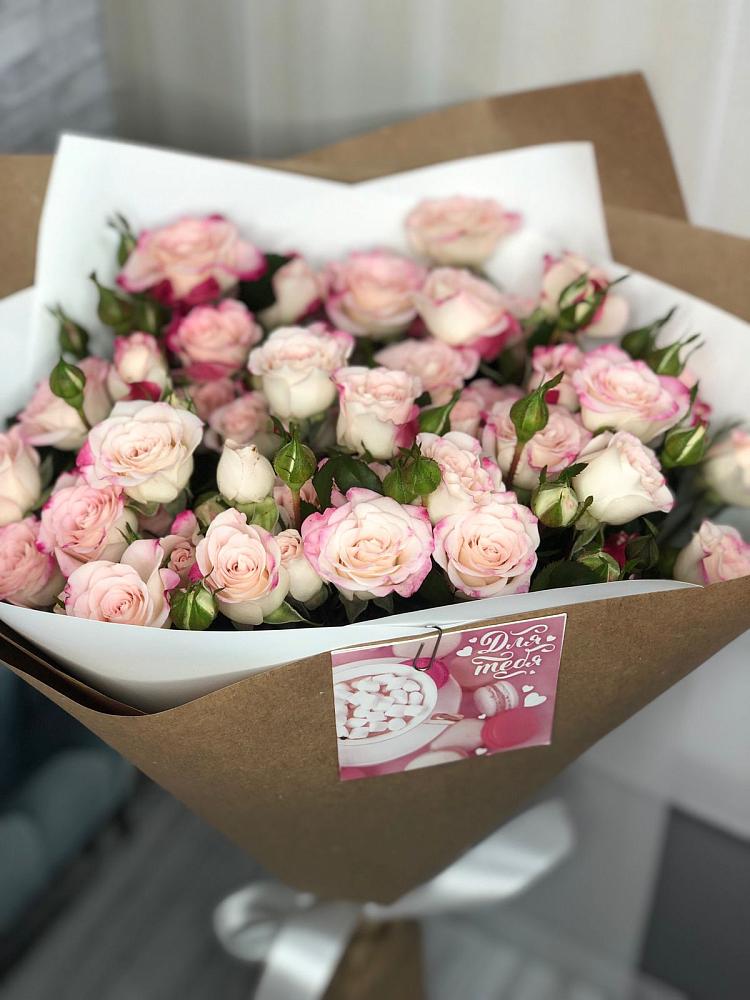 Букет цветов из: Розы в Орда