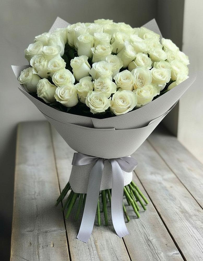 Букет 35 Белых роз в Орда