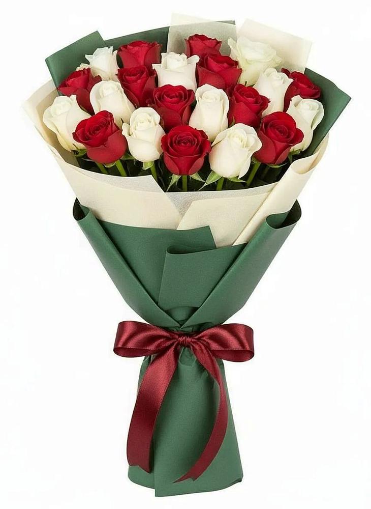 Букет Микс из красных и белых роз в Орда