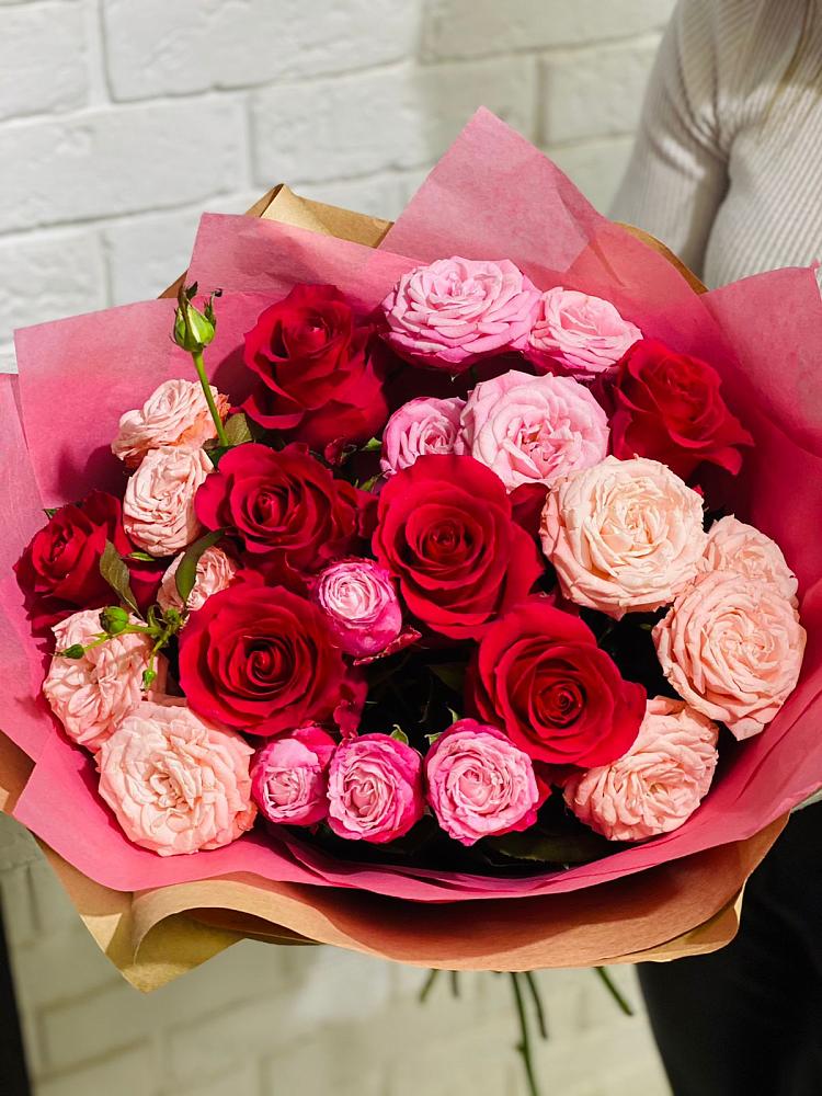 Букет цветов из: Розы в Орда