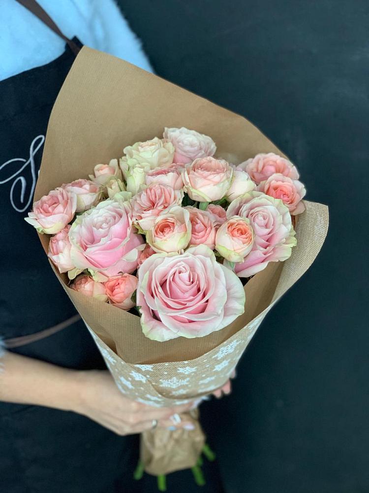 Букет цветов из: Хризантемы и Розы в Орда