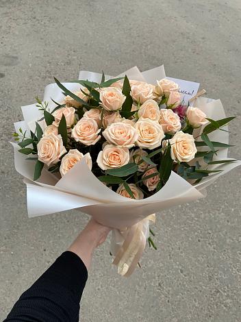 Букет Кремовые розы Латте в Орда