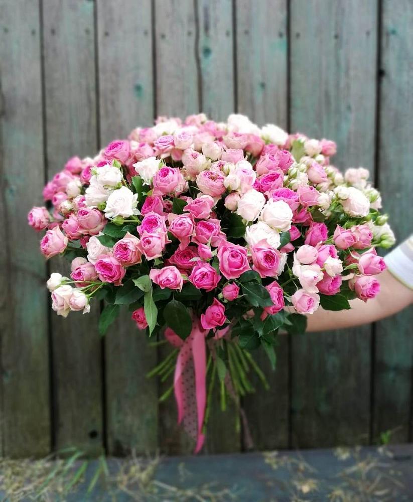 Букет Розовые кустовые розы Натали и Лав Лидия в Орда