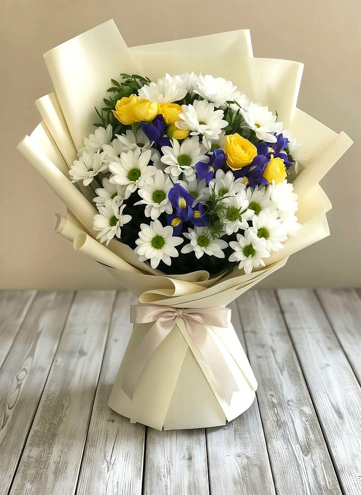 Букет цветов из: Ирисы, Хризантемы и Розы в Орда