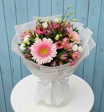 Букет цветов из:  Герберы, Альстромерии и Лизиантусы в Орда