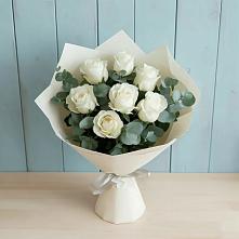 Букет Белые розы в Эвкалипте в Орда