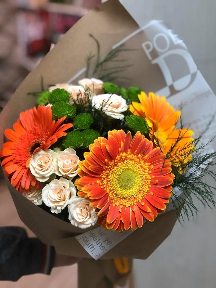 Букет цветов из: Герберы, Хризантемы и Розы в Орда