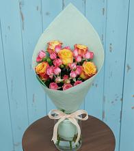 Букет цветов из:  Розы в Орда